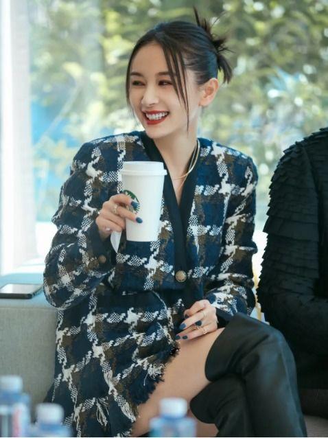 女明星网红吃瓜图片大全,揭秘娱乐圈幕后故事  第1张